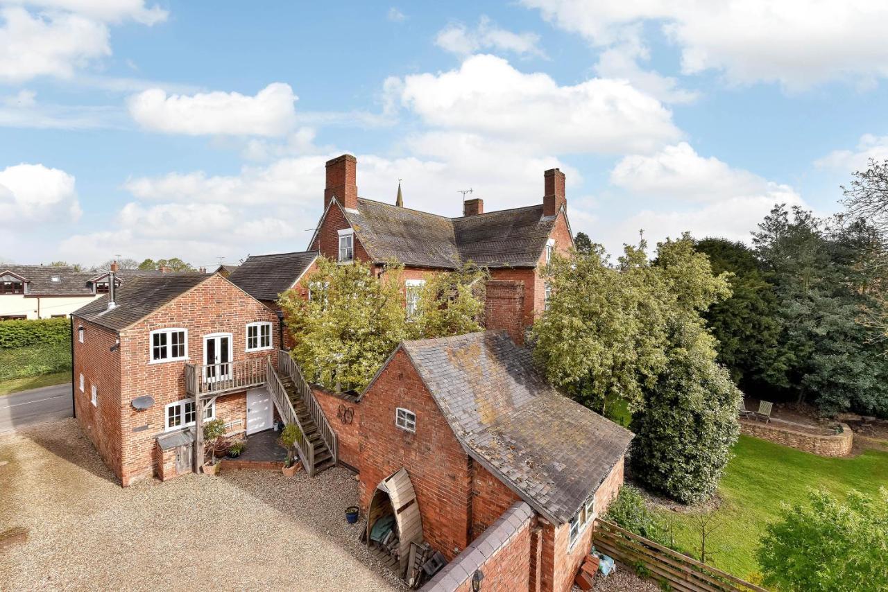 The Hollies Bed & Breakfast South Kilworth Екстериор снимка