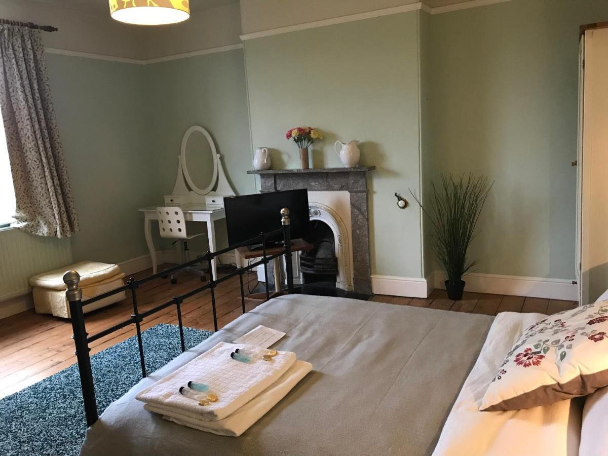 The Hollies Bed & Breakfast South Kilworth Екстериор снимка