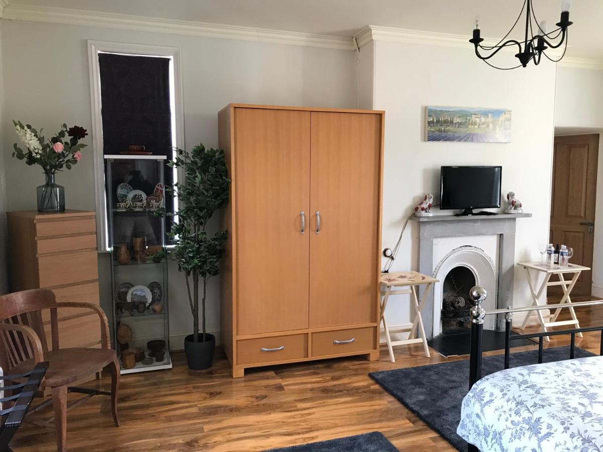 The Hollies Bed & Breakfast South Kilworth Екстериор снимка