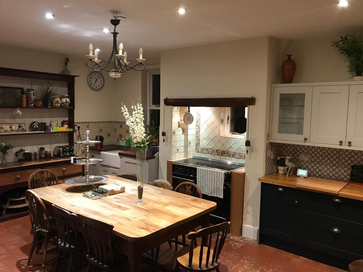 The Hollies Bed & Breakfast South Kilworth Екстериор снимка